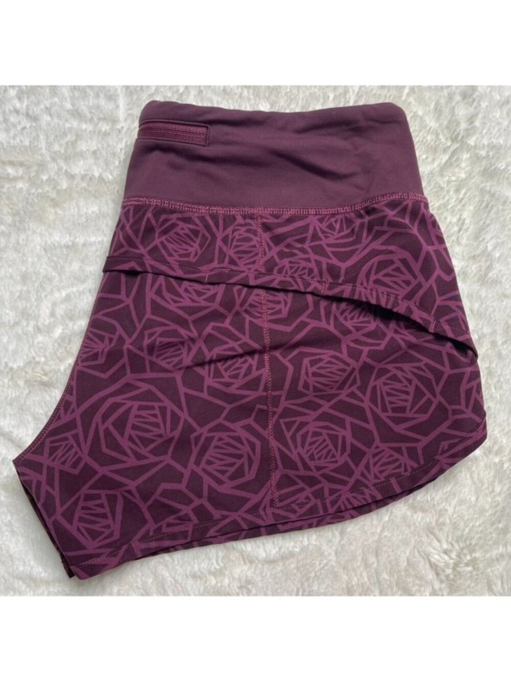 Lululemon Speed Short 2.5" Posey Red Grape Bordeaux Drama Purple Floral Size 6 - Picture 2 of 6